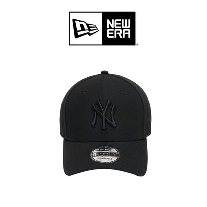 New Era 940 Black on Black MLB New York Yankees 9FORTY Baseball Cap / 940 BOB MLB C1 NEYYAN BLK